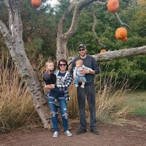 Meet your Posher, Chloe